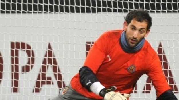 Арсенал готви оферта за вратаря на Виляреал