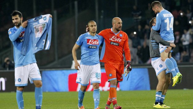 Наполи не прощава на големите