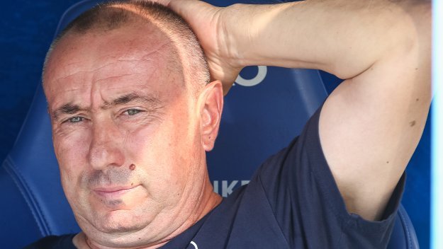 Мъри Стоилов се ядоса. Левски гони ново попълнение, привлича двама чужденци