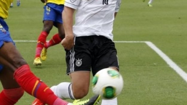 Подолски вече е голмайстор №6 на Германия за всички времена