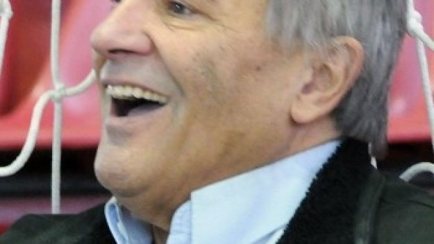 Кръщават площад на Батето в Брестник