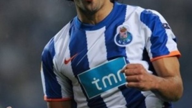 Милан си хареса звезда на Порто за заместник на Индзаги