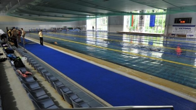 Басейн „Диана” отвори врати