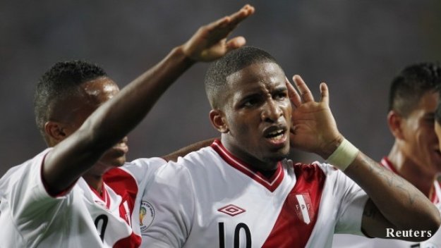 Джеферсън Фарфан пред трансфер в Галатасарай