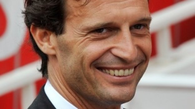 Алегри посвети победата на Пато и Пипо