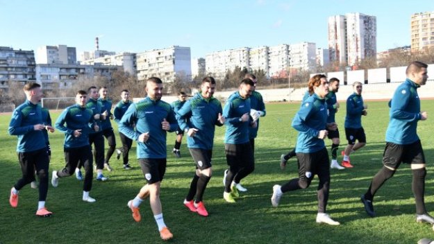 Черно море продължи с двуразовите тренировки