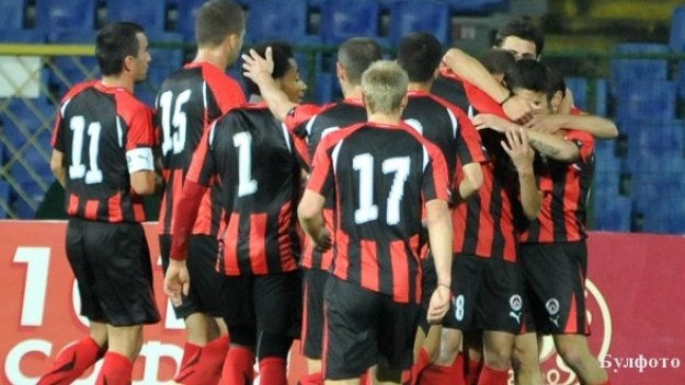 Георги Марков: Локо няма да падне от Левски