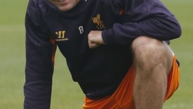 Стивън Джерард се извини на Евертън