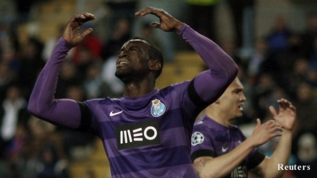 Юве и Милан искат Джаксън Мартинес