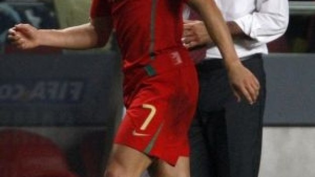 Кейрош вика Роналдо за мачовете с Босна