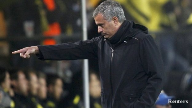 Моуриньо със сериозна дилема за състава