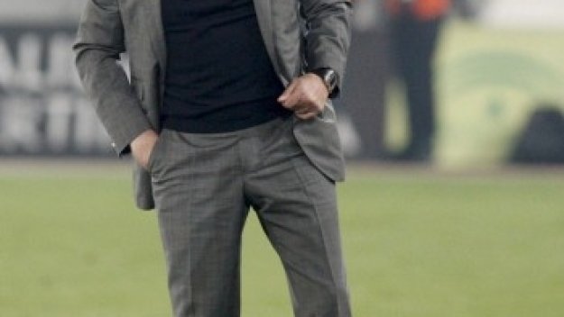 Моуриньо пак пищи срещу съдията