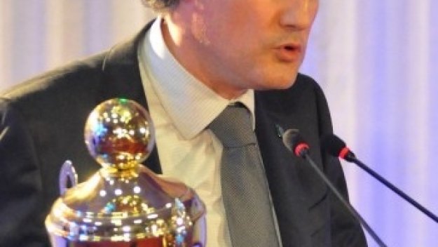 Кирил Домусчиев: Много хора ме натискат за ЦСКА
