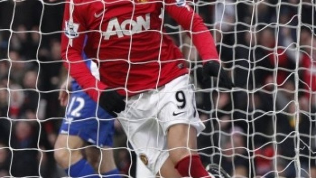 Байерн се цели в Димитър Бербатов