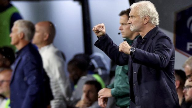 Престижно! Дадоха голяма награда на Фьолер