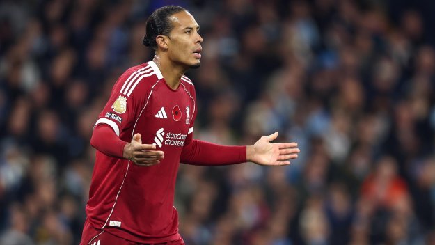 Това ли е краят? В Ливърпул не искат да гледат класирането