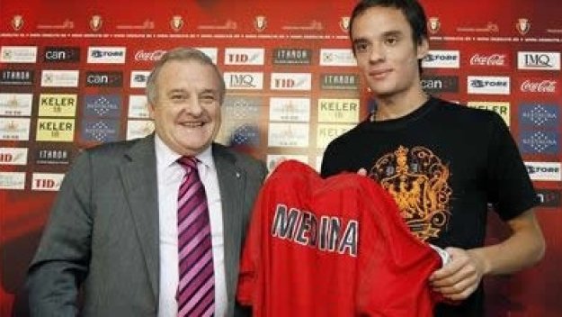 Чилиецът Медина се присъедини към Академик