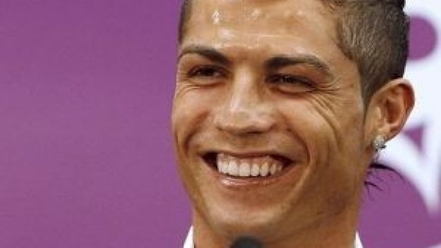 Кристияно Роналдо официално спечели Златната топка