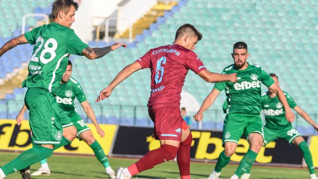 Локомотив Пловдив - Хебър