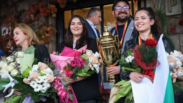 Футболна страст! Наша шахматна кралица разкри: Голяма фенка съм на Ливърпул
