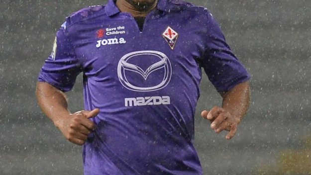 Андерсон иска да остане във Фиорентина