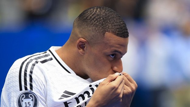 Бензема качи на пиедестал Мбапе в Реал Мадрид