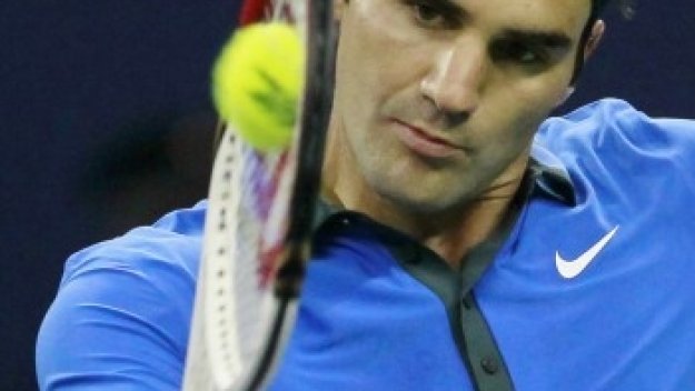 Федерер обърна Вавринка и е на 1/4-финал в Шанхай