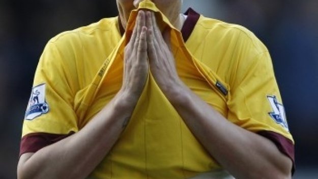 Арестуваха Никлас Бендтнер и Лий Кетърмоул