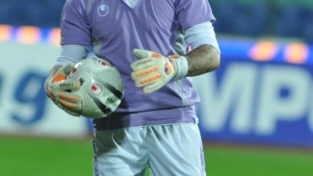 На &quot;Лаута&quot; търсят класен вратар