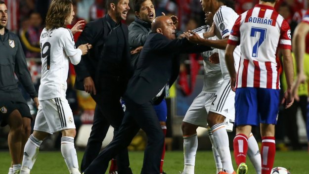 УЕФА обвини Диего Симеоне