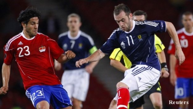 Евертън си върна Джеймс Макфадън