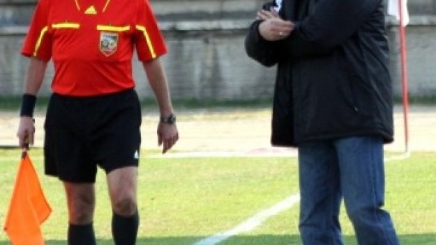 Кокала ще пази Локо от изпадане