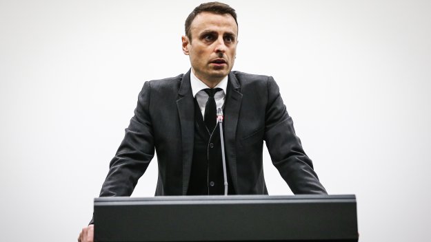 Димитър Бербатов се закани: Отиваме на палатковия лагер пред БФС!