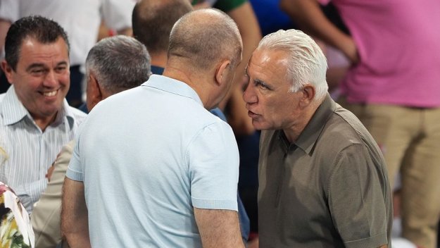 След драмата с Германия: Стоичков утеши националите