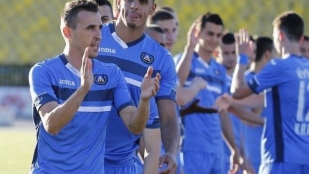 Аймен Белаид взе №26 в Родъръм