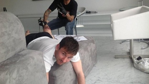 Меси си направи татуировка