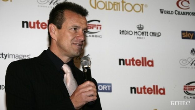 Леонардо и Дунга фаворити да заменят Синиша във Фиорентина