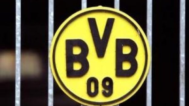 Борусия Дортмунд намалява загубите