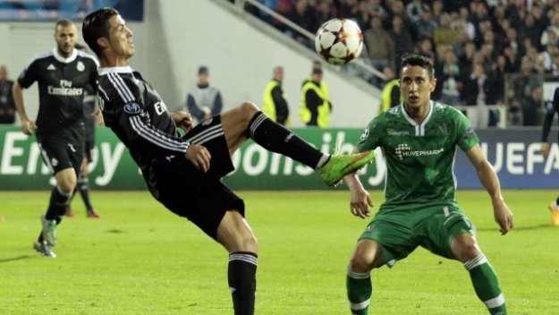 Крило на Лудогорец: Трябва да вземем точка или три от Ливърпул