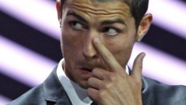 Роберто Карлош: Анжи няма намерение да купува Роналдо