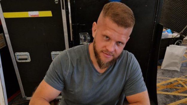 Багата да внимава! Тибура обеща да го пребие във втори рунд + ВИДЕО