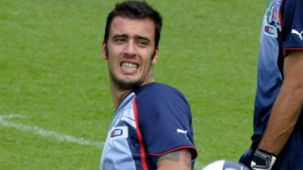 Вивиано стана играч на Интер заради грешно изписана сума