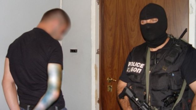 Бивш левскар и треньор зад решетките заради черно тото