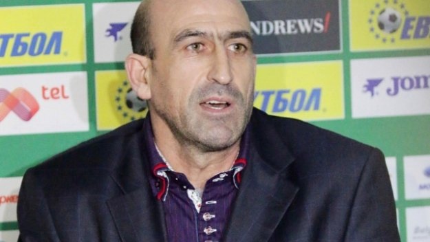 Лечков се изцепи: Не ме занимавайте с националите