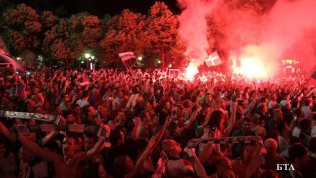 Берое накара Стара Загора да не спи цяла нощ