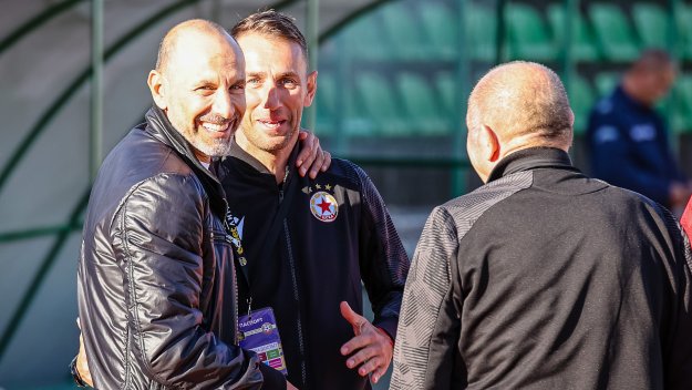 Мартин Петров гледа Ботев - ЦСКА във Враца