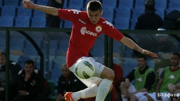 Карачанаков на линия за лятната подготовка