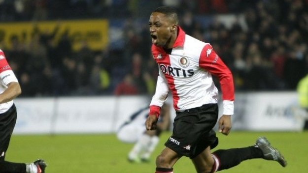 Слори готов за Миньор