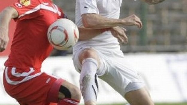 Сла... Левски срещу Левски