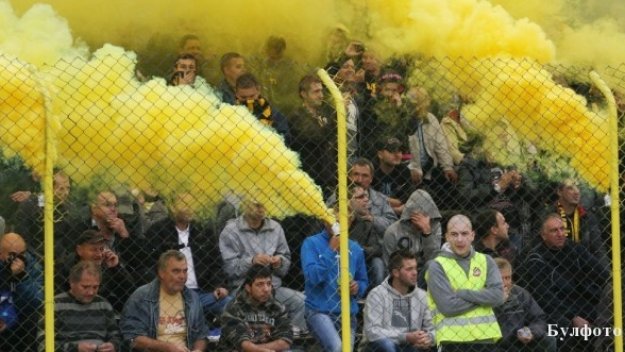 Босът на Ботев с молба към феновете